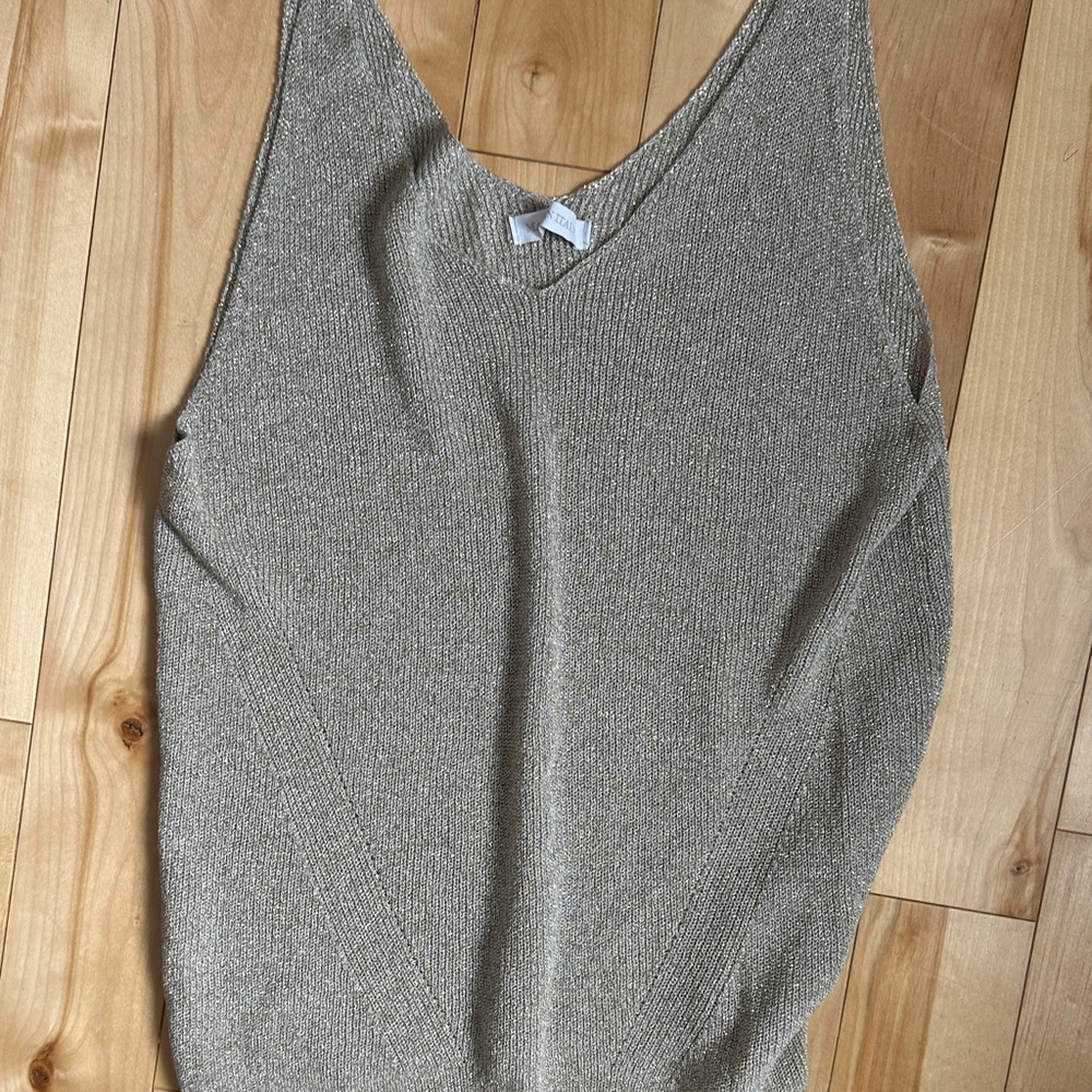 Made in Italy beautiful Sleeveless Shimmery Knit Tank Top - Gold